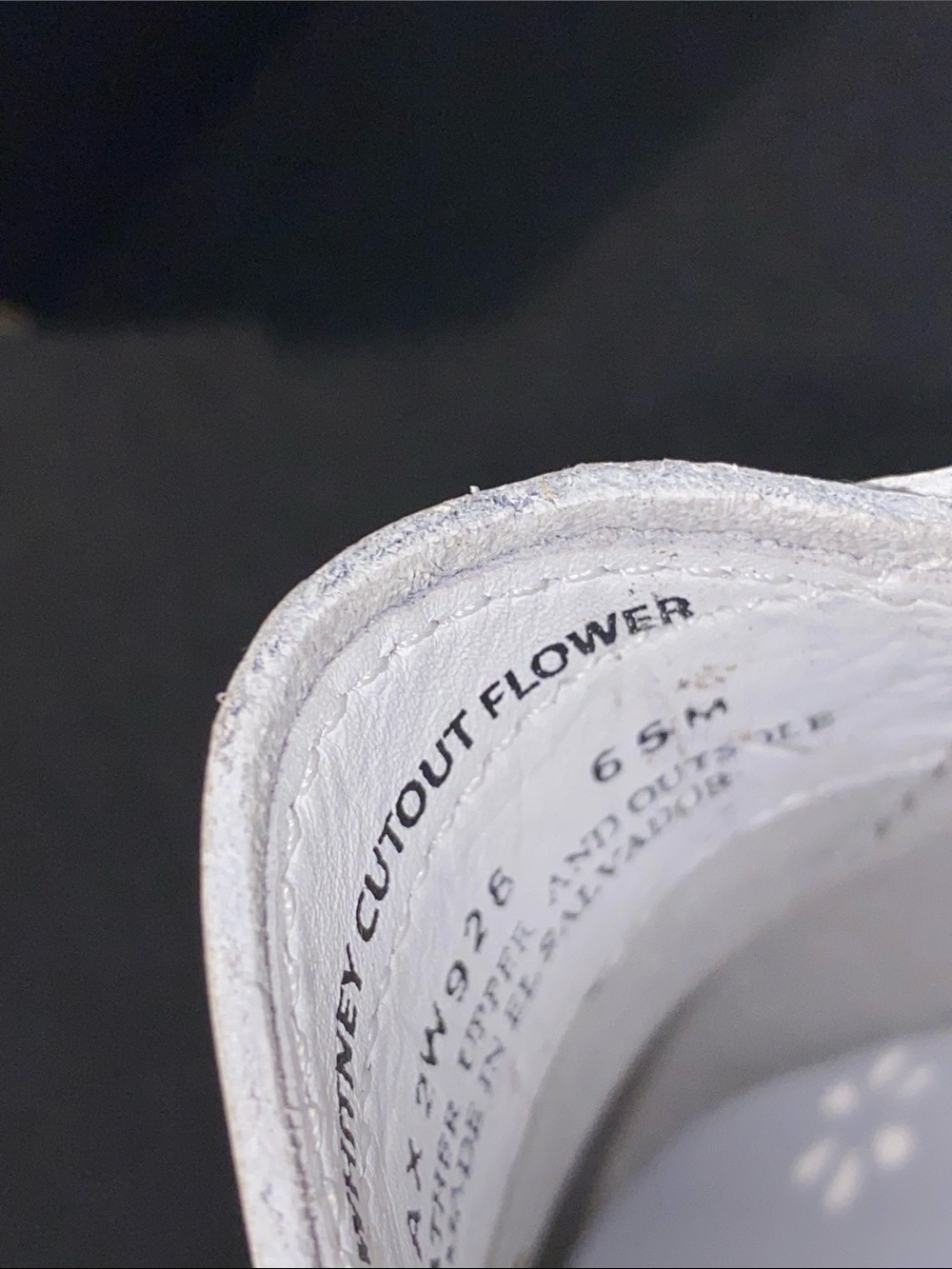 NWT IN BOX G.H. BASS WEEJUNS WO SIZE 6.5 WHITE WHITNEY CUTOUT FLOWER LOAFERS - Picture 2 of 11